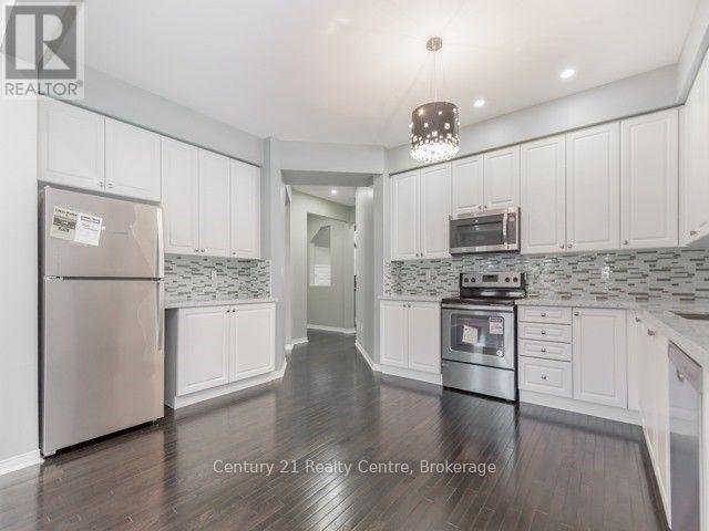 25 Locarno Street, Brampton, Ontario  L6R 3T8 - Photo 8 - W12684028