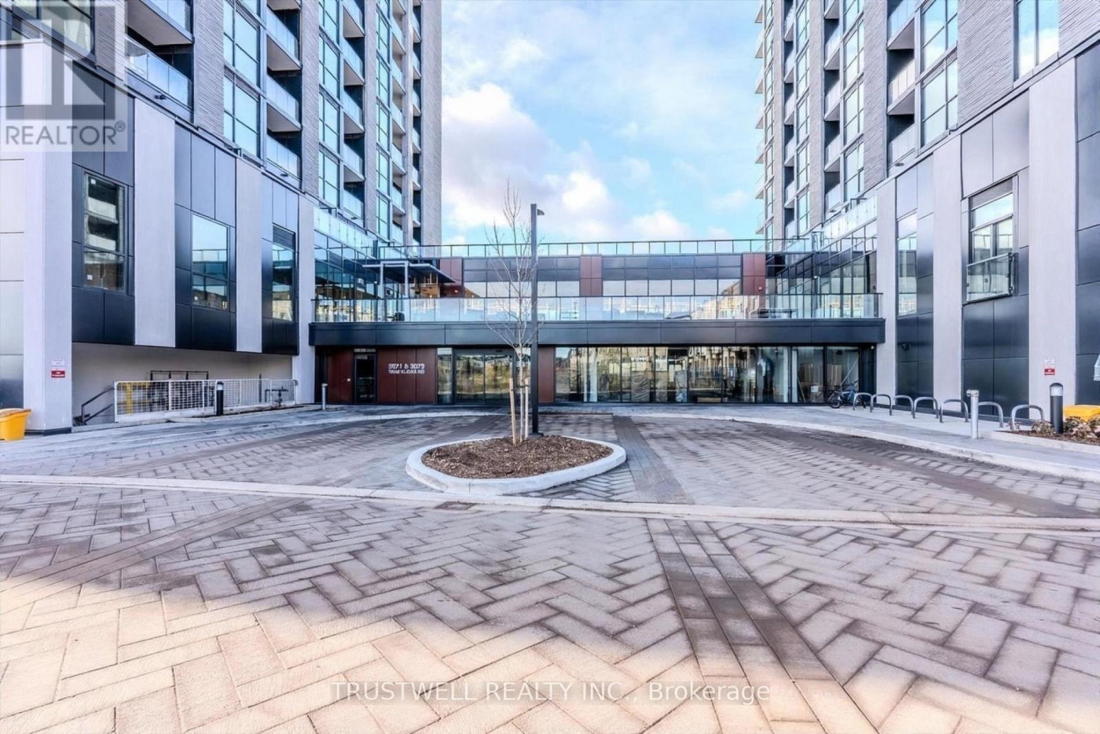 805 - 3071 Trafalgar Road, Oakville, Ontario  L6H 8C6 - Photo 30 - W12684062