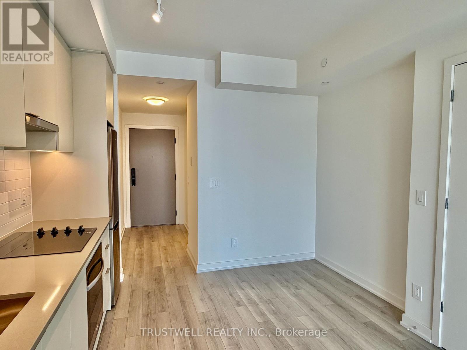 805 - 3071 Trafalgar Road, Oakville, Ontario  L6H 8C6 - Photo 6 - W12684062