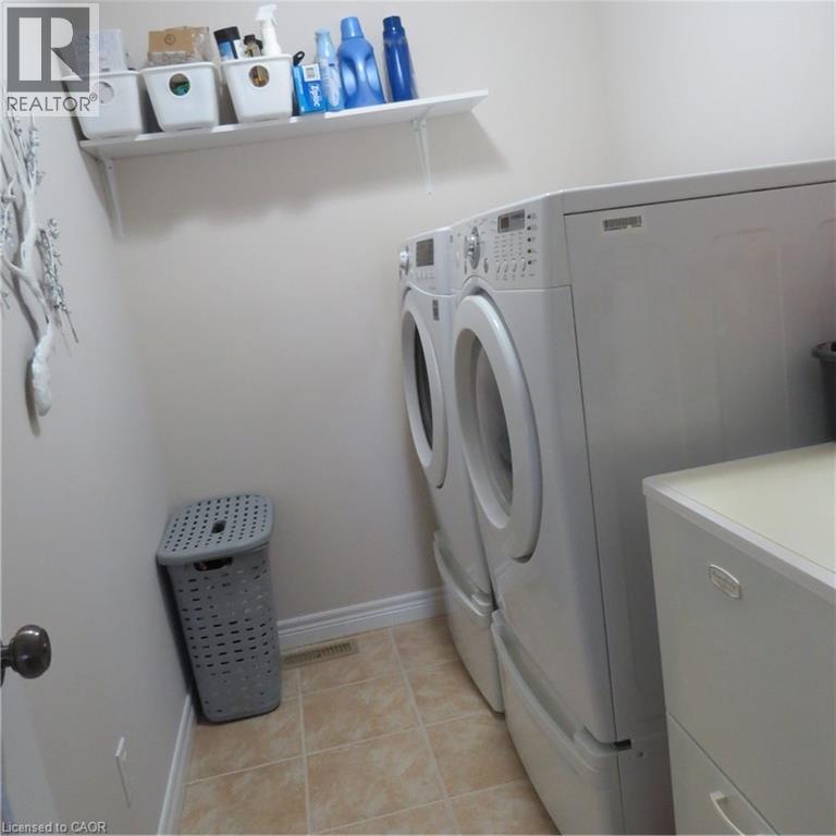 209 Kingfisher Avenue, Woodstock, Ontario  N4T 0B3 - Photo 22 - 40797436