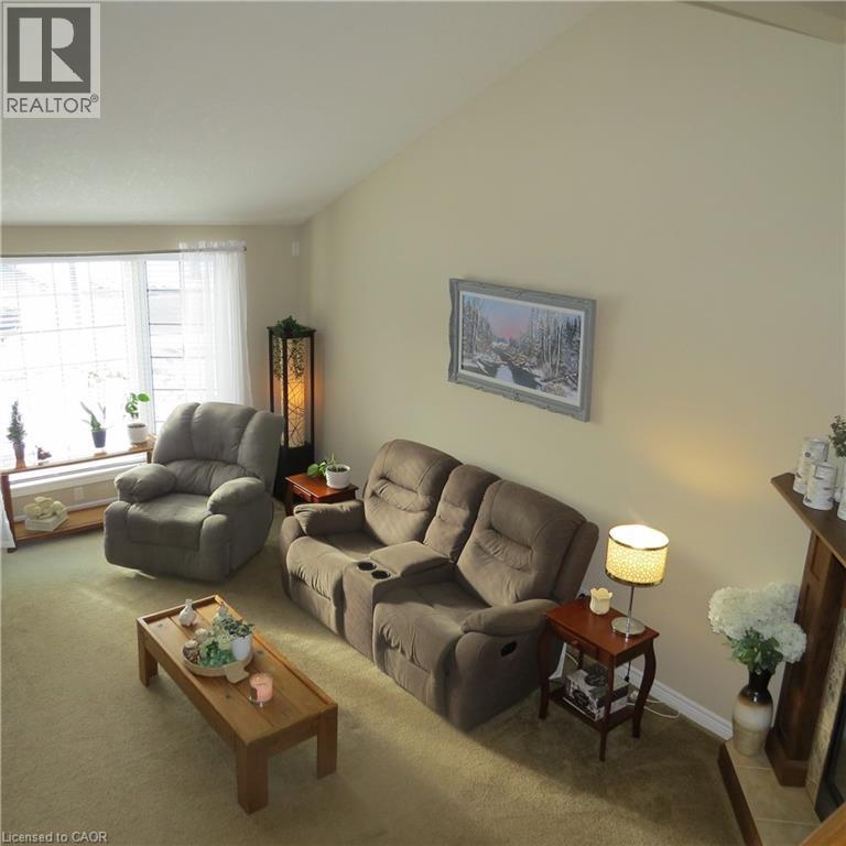 209 Kingfisher Avenue, Woodstock, Ontario  N4T 0B3 - Photo 6 - 40797436