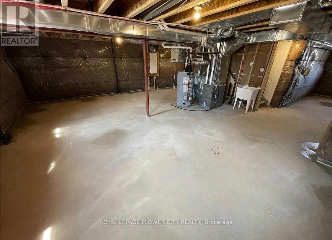 126 Histand Trail, Kitchener, Ontario  N2R 0S2 - Photo 14 - X12684060