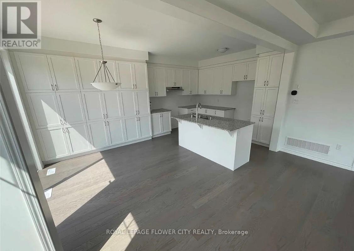 126 Histand Trail, Kitchener, Ontario  N2R 0S2 - Photo 6 - X12684060