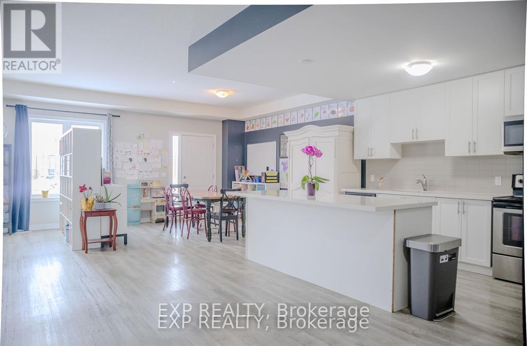 67 - 77 Diana Ave Avenue, Brantford, Ontario  N3T 0R6 - Photo 23 - X12684068