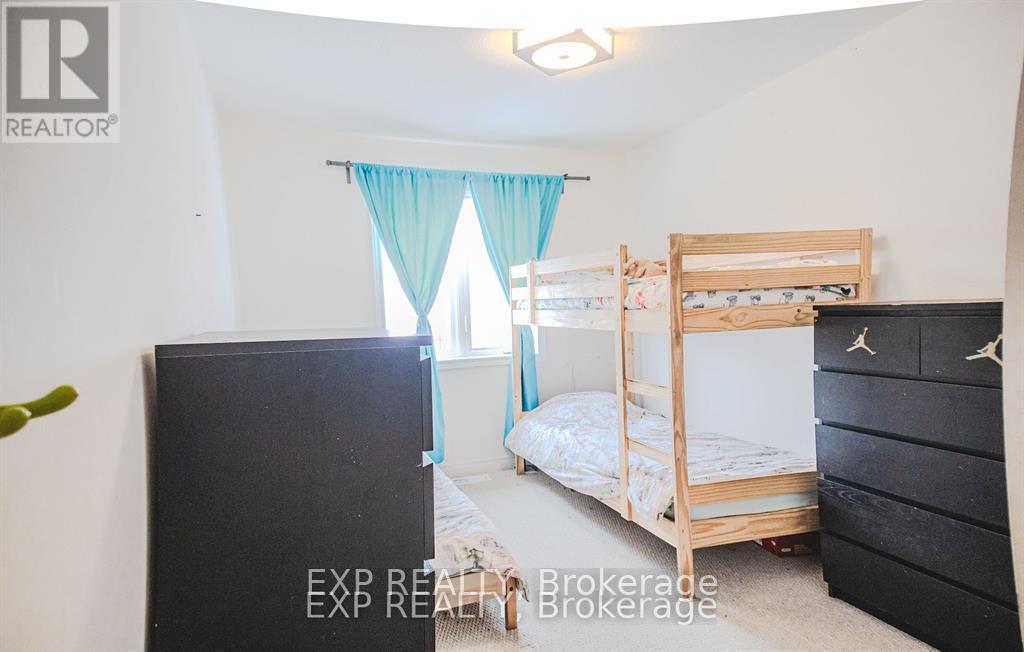 67 - 77 Diana Ave Avenue, Brantford, Ontario  N3T 0R6 - Photo 40 - X12684068