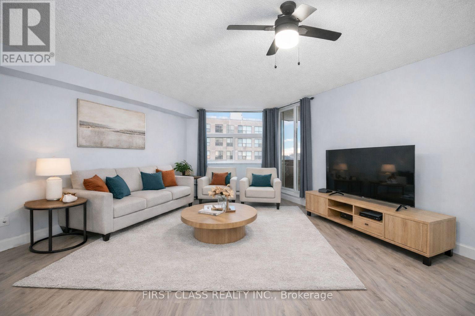 812 - 260 Davis Drive, Newmarket, Ontario  L3Y 7C3 - Photo 11 - N12683460