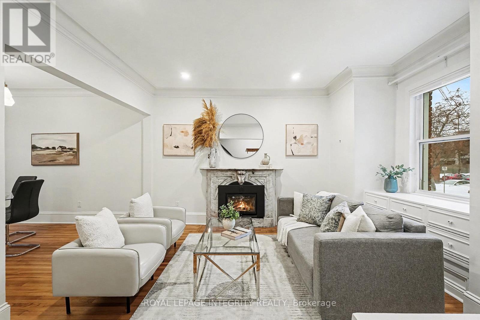 115 Springhurst Avenue, Ottawa, Ontario  K1S 0E3 - Photo 3 - X12677200