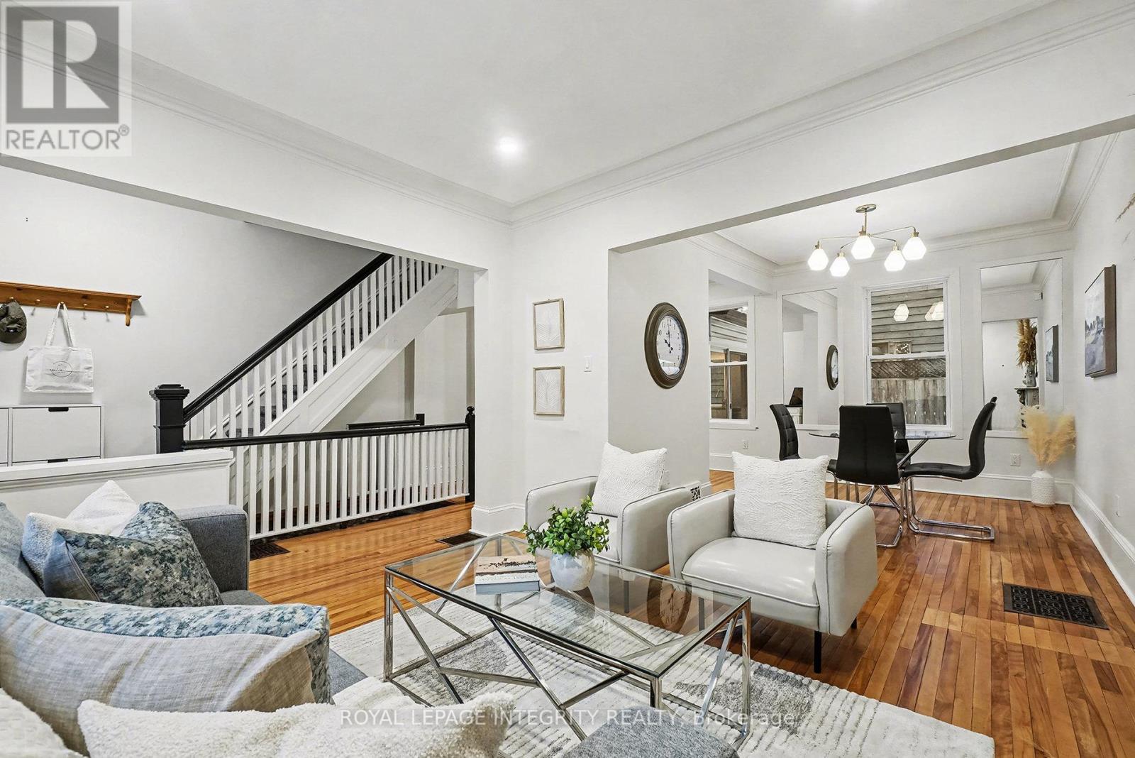 115 Springhurst Avenue, Ottawa, Ontario  K1S 0E3 - Photo 4 - X12677200