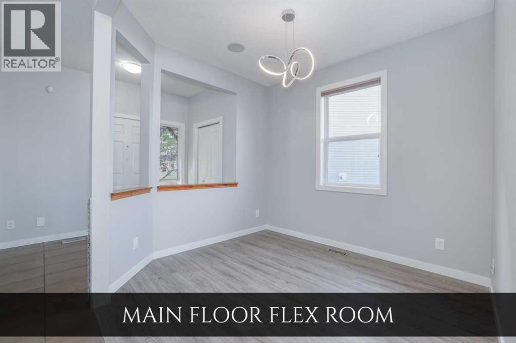 129 Pantego Bay Nw, Calgary, Alberta  T3K 0B7 - Photo 3 - A2255406