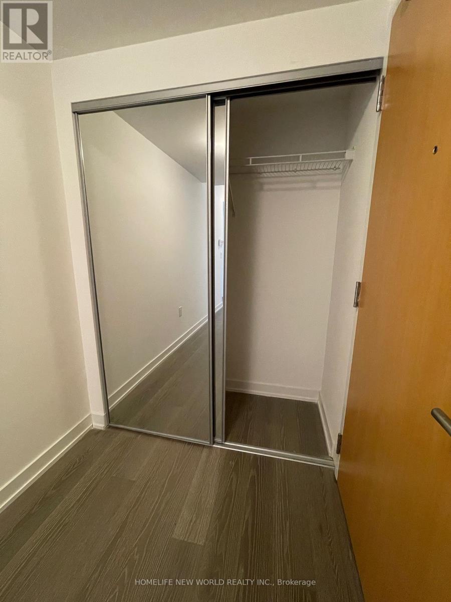 1208 - 11 Wellesley Street W, Toronto, Ontario  M4Y 0G4 - Photo 12 - C12684088