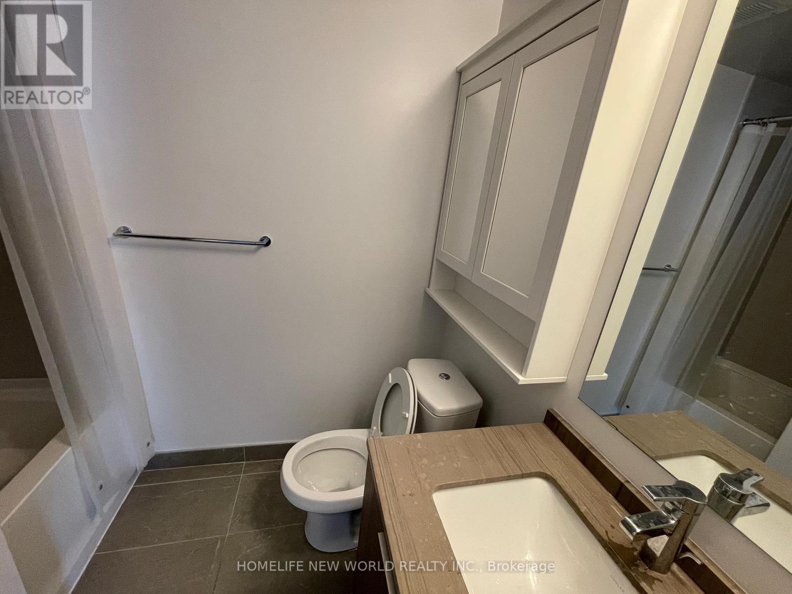 1208 - 11 Wellesley Street W, Toronto, Ontario  M4Y 0G4 - Photo 15 - C12684088