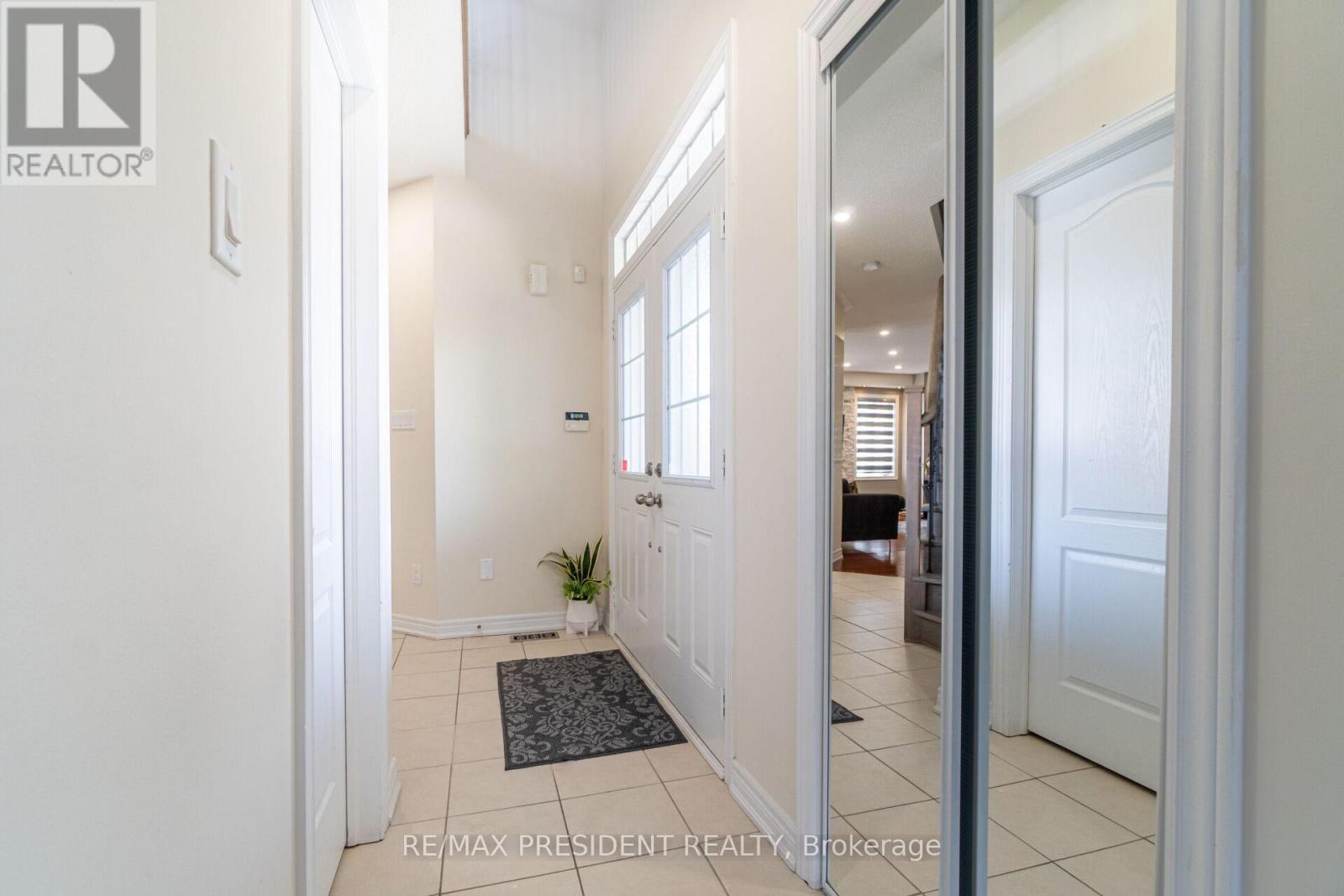 56 Iceland Poppy Trail, Brampton, Ontario  L7A 0M9 - Photo 12 - W12683614