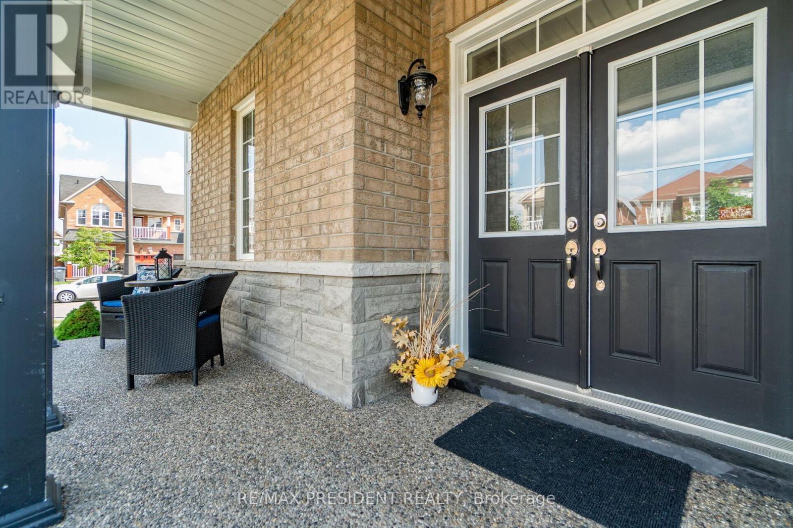 56 Iceland Poppy Trail, Brampton, Ontario  L7A 0M9 - Photo 9 - W12683614