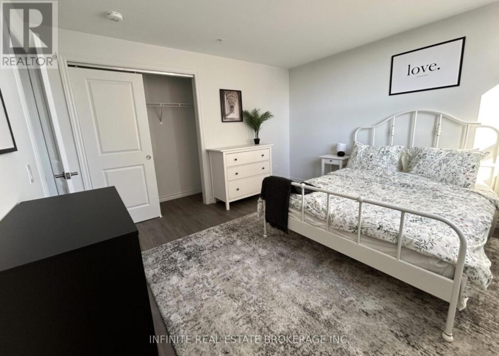 608 - 1254 Marlborough Court, Oakville, Ontario  L6H 7X6 - Photo 6 - W12684080