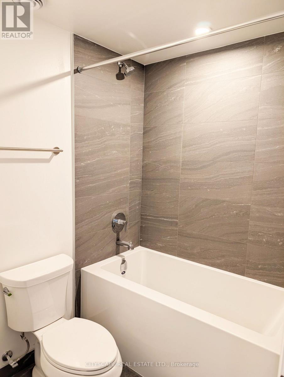 3609 - 4015 The Exchange, Mississauga, Ontario  L5B 0N9 - Photo 8 - W12684084