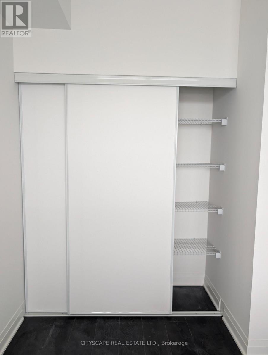 3609 - 4015 The Exchange, Mississauga, Ontario  L5B 0N9 - Photo 9 - W12684084