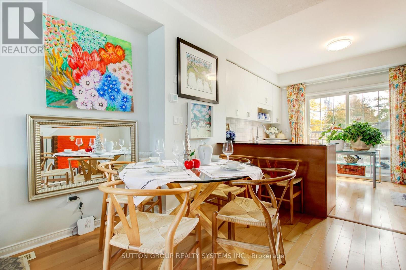 85 - 119b The Queensway, Toronto, Ontario  M6S 5B7 - Photo 14 - W12684098