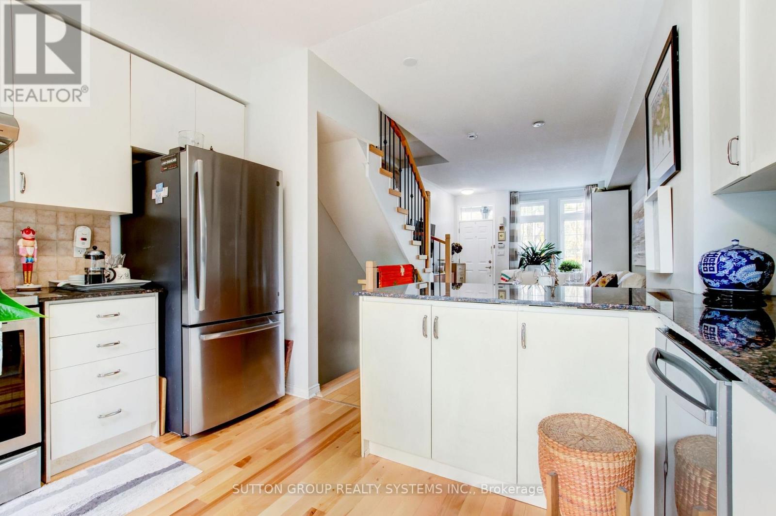 85 - 119b The Queensway, Toronto, Ontario  M6S 5B7 - Photo 22 - W12684098