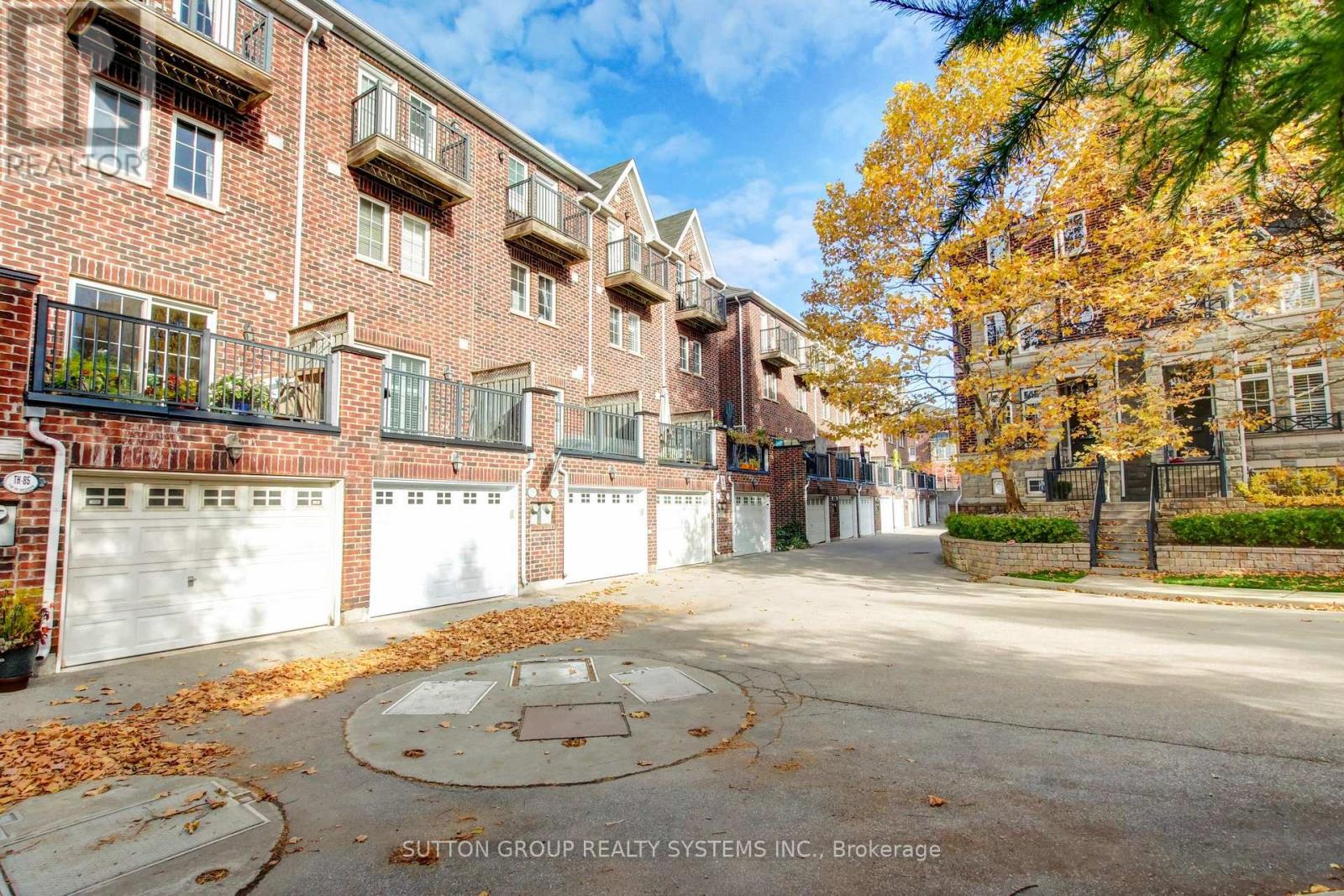 85 - 119b The Queensway, Toronto, Ontario  M6S 5B7 - Photo 47 - W12684098