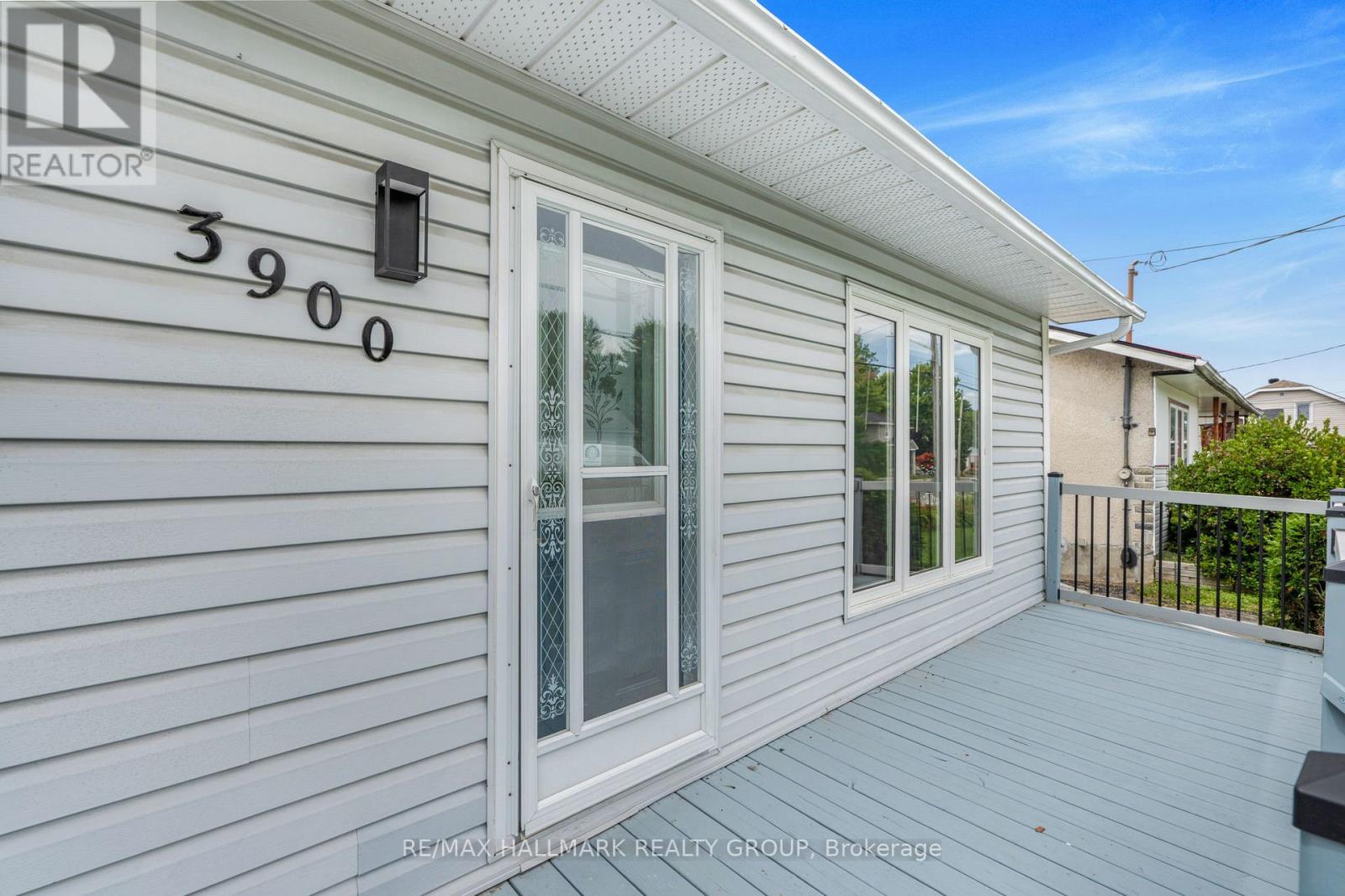 3900 Champlain Road, Clarence-Rockland, Ontario  K0A 1E0 - Photo 2 - X12679570