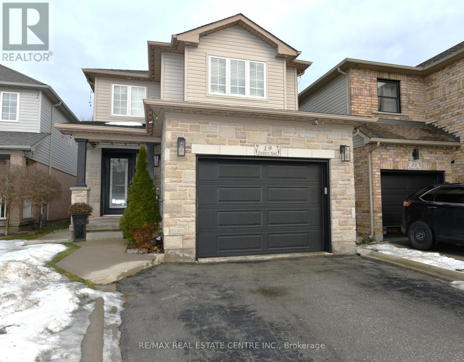 19 FLOCKHART ROAD, Cambridge, Ontario