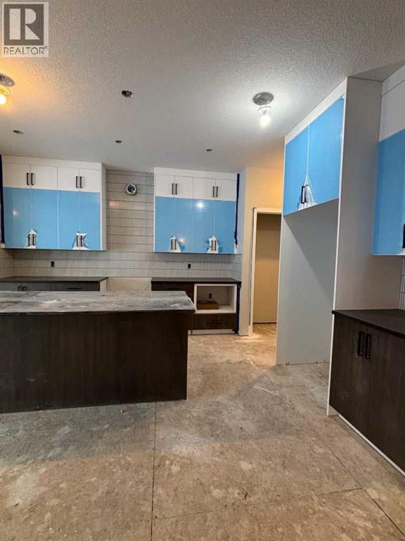 921 Chinook Winds Meadow Sw, Airdrie, Alberta  T4B 0R7 - Photo 6 - A2276943