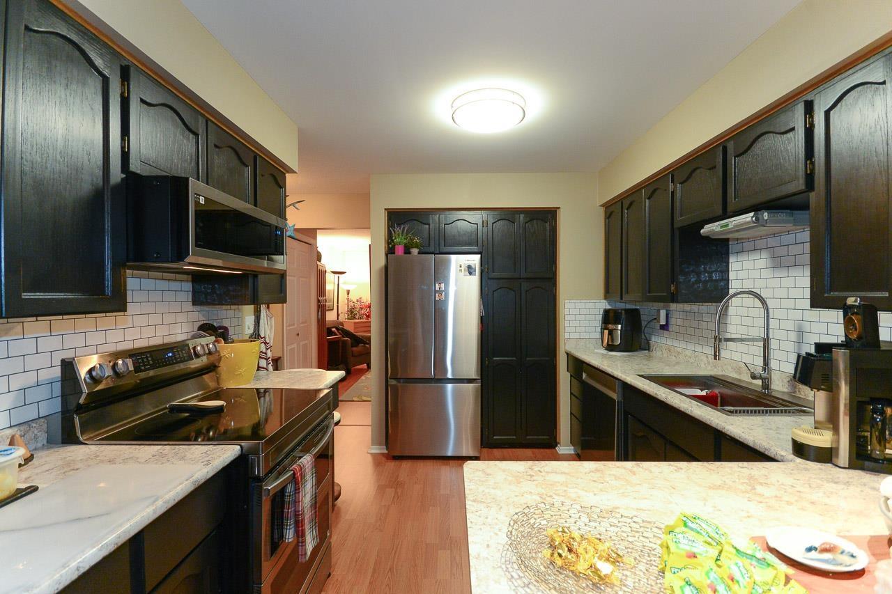 66 32959 George Ferguson Way, Abbotsford, British Columbia  V2S 7W9 - Photo 3 - R3075932