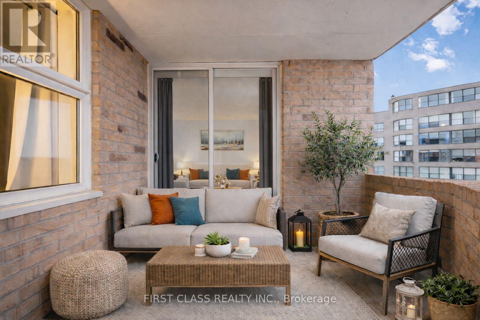 812 - 260 Davis Drive, Newmarket, Ontario  L3Y 7C3 - Photo 28 - N12683460