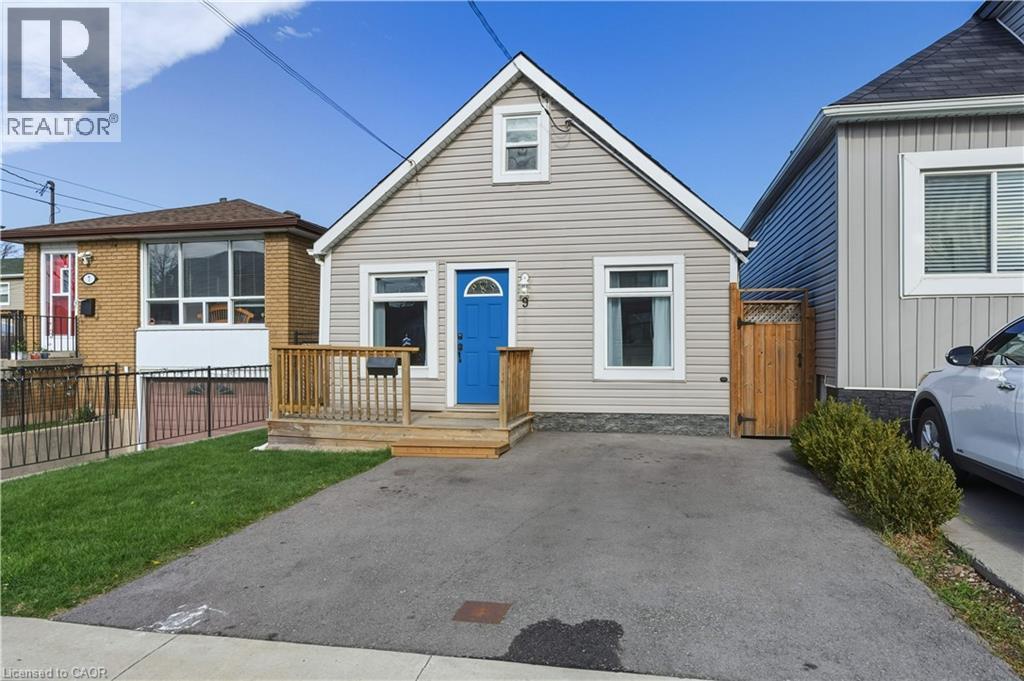9 Hope Avenue, Hamilton, Ontario  L8H 2E1 - Photo 2 - 40785829