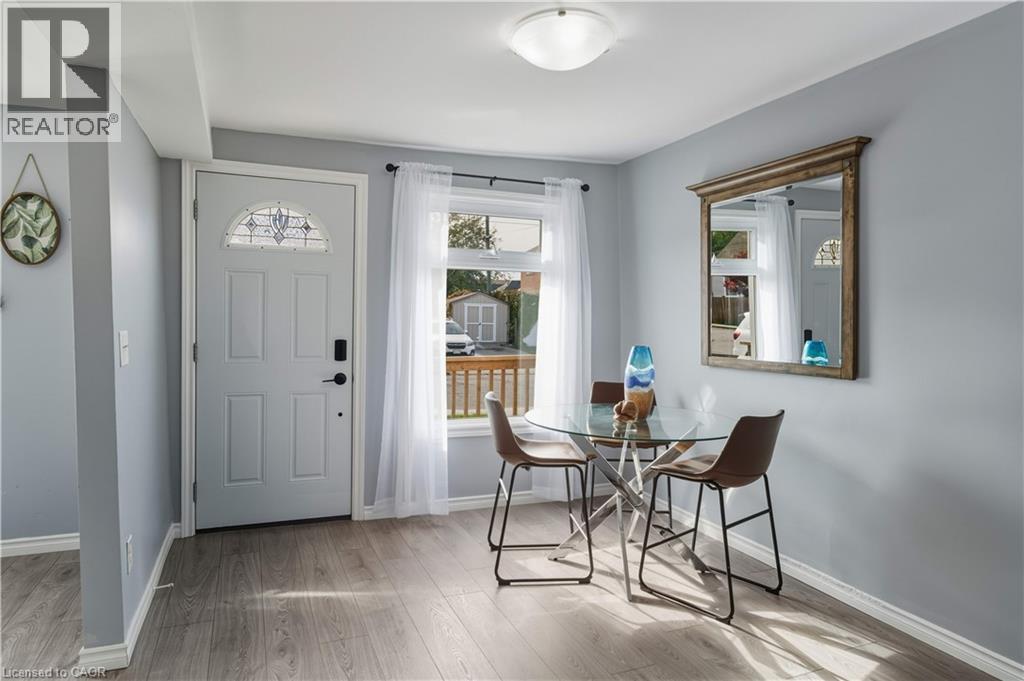 9 Hope Avenue, Hamilton, Ontario  L8H 2E1 - Photo 6 - 40785829