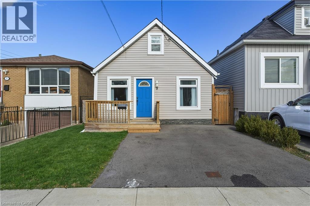 9 Hope Avenue, Hamilton, Ontario  L8H 2E1 - Photo 1 - 40785829