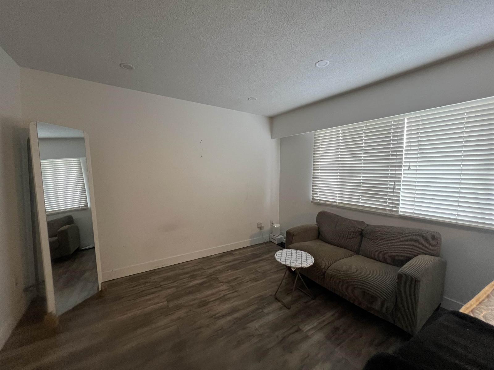 13421 87a Avenue, Surrey, British Columbia  V3W 6B7 - Photo 9 - R3078005