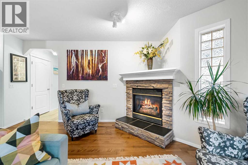 62 Canoe Circle Sw, Airdrie, Alberta  T4B 2L6 - Photo 8 - A2276684