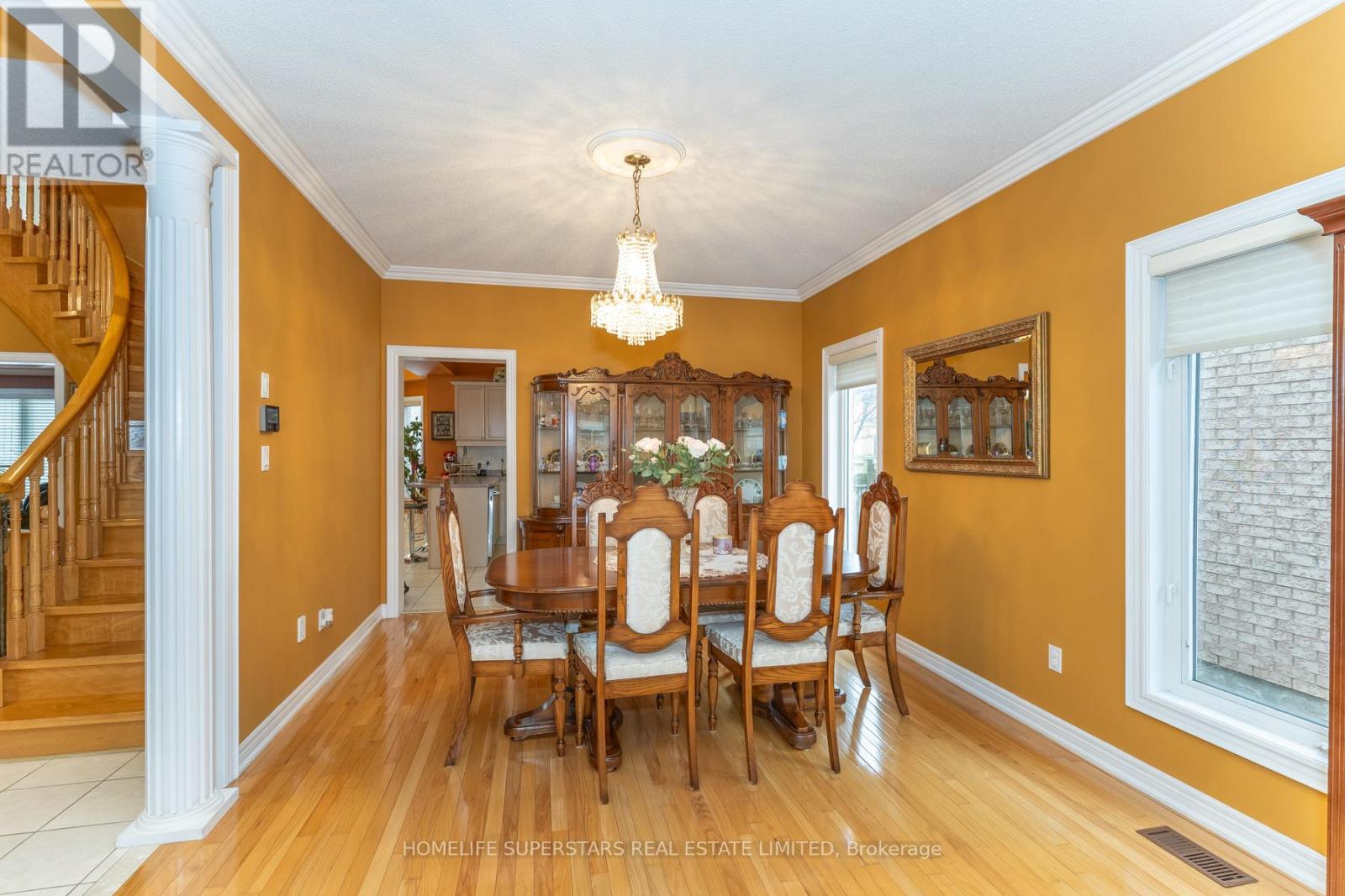 156 Novaview Crescent, Vaughan, Ontario  L4L 9L8 - Photo 10 - N12684156