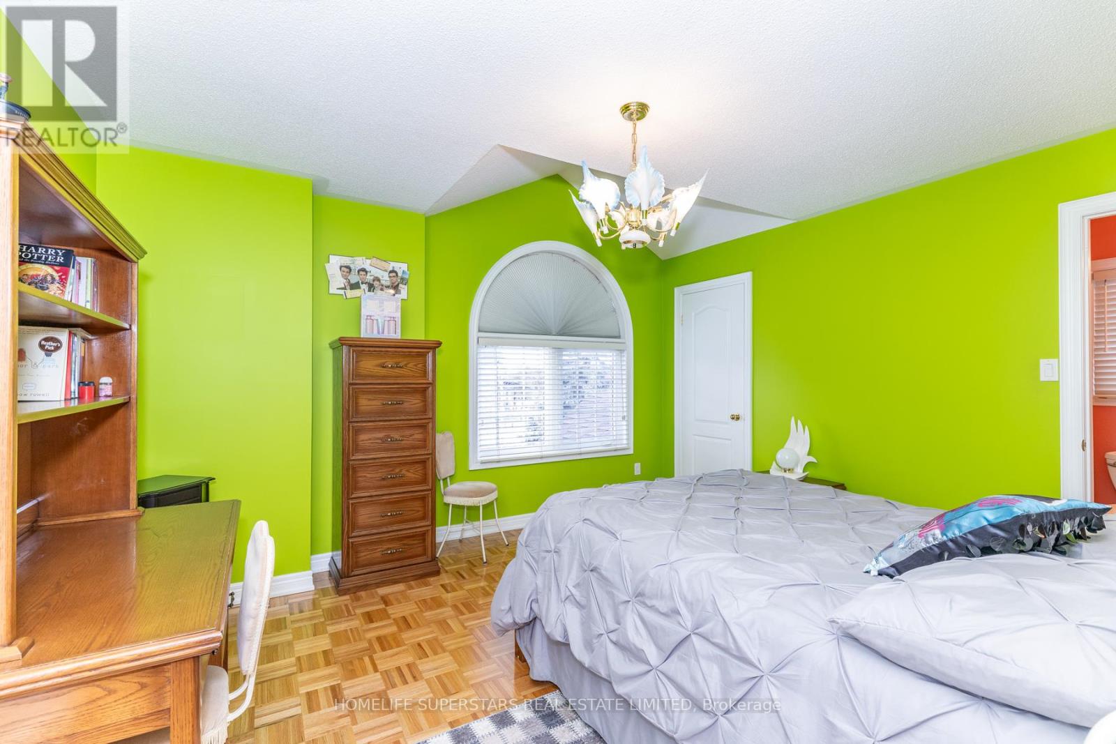 156 Novaview Crescent, Vaughan, Ontario  L4L 9L8 - Photo 32 - N12684156