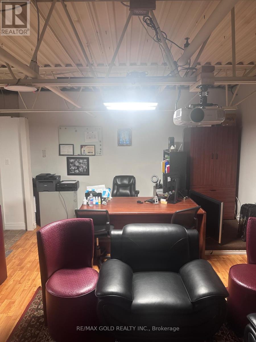 2 - 25 Saunders Road, Barrie (0 East), Ontario L4N 9A7 - Photo 9 - S12684138