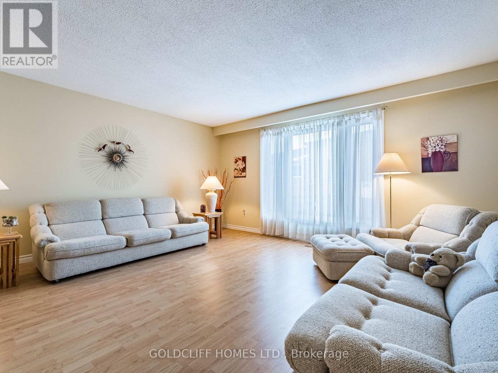 97 Simmons Boulevard, Brampton, Ontario  L6V 3V4 - Photo 12 - W12684108