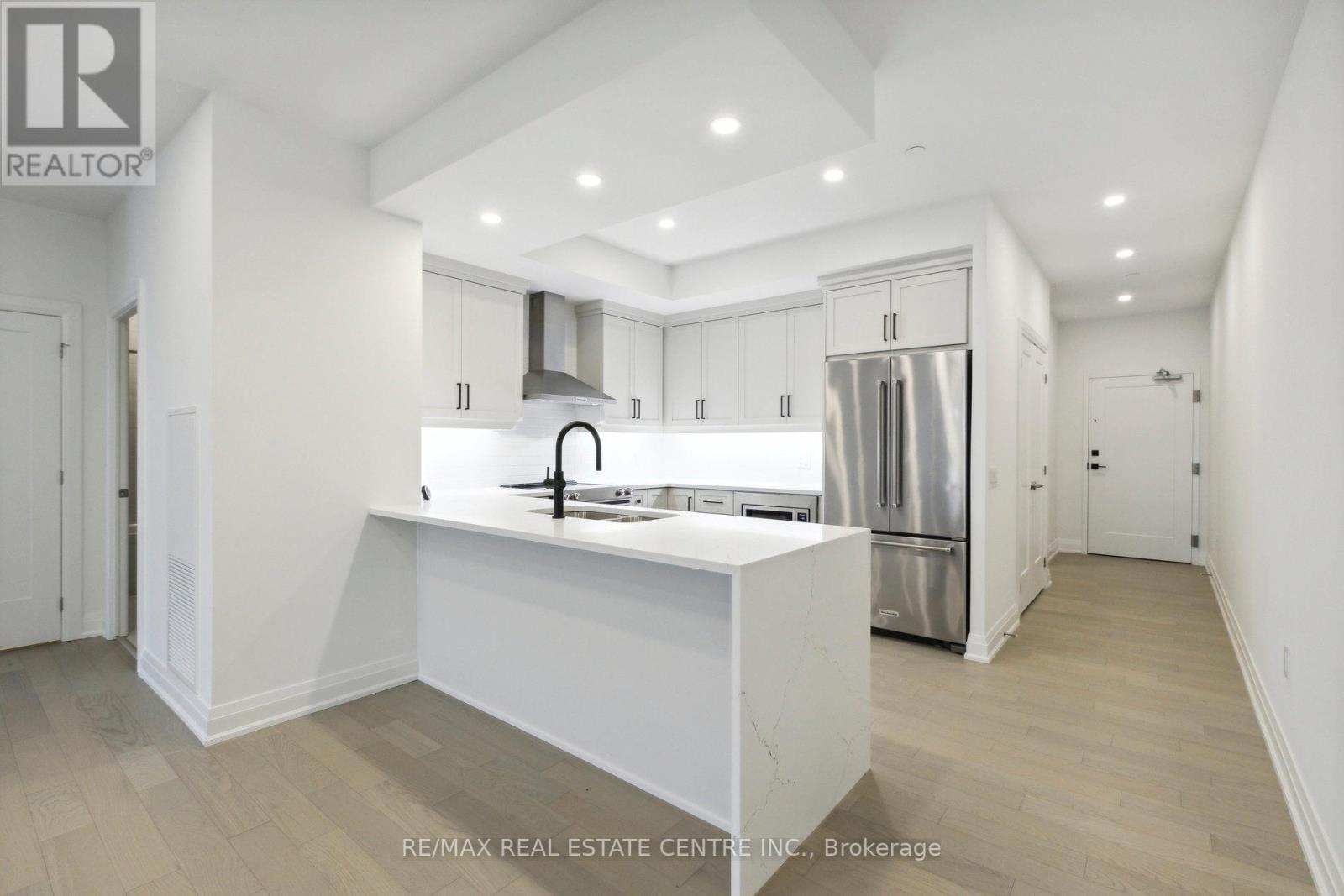 602 - 71 Wyndham Street, Guelph, Ontario  N1E 5R3 - Photo 11 - X12684122