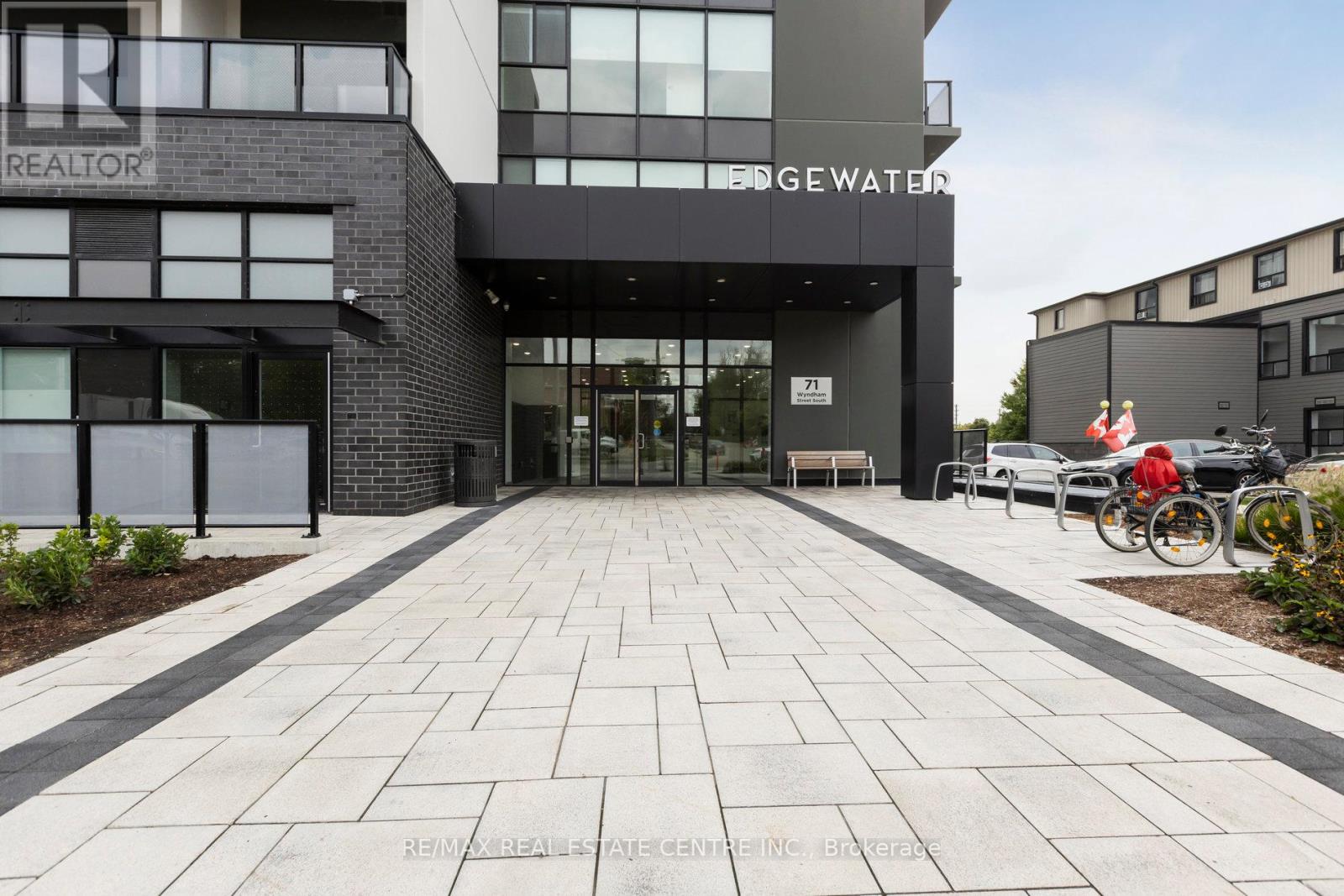 602 - 71 Wyndham Street, Guelph, Ontario  N1E 5R3 - Photo 2 - X12684122