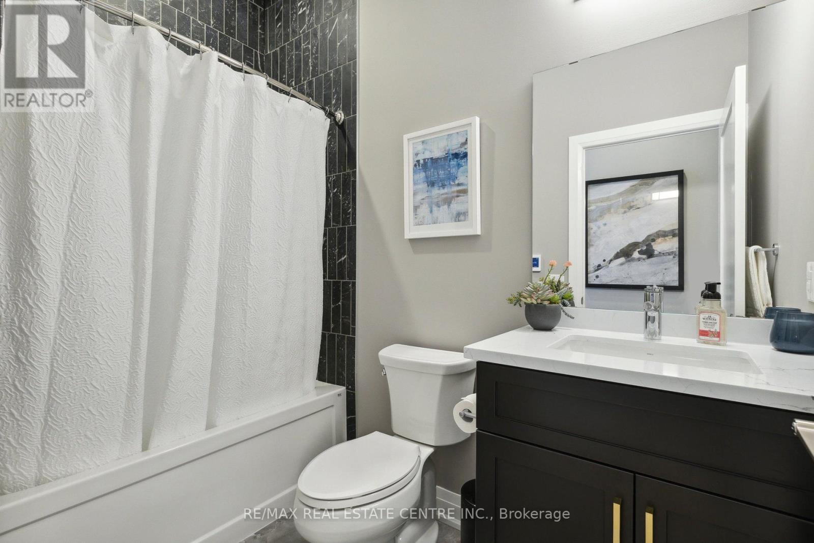 602 - 71 Wyndham Street, Guelph, Ontario  N1E 5R3 - Photo 28 - X12684122