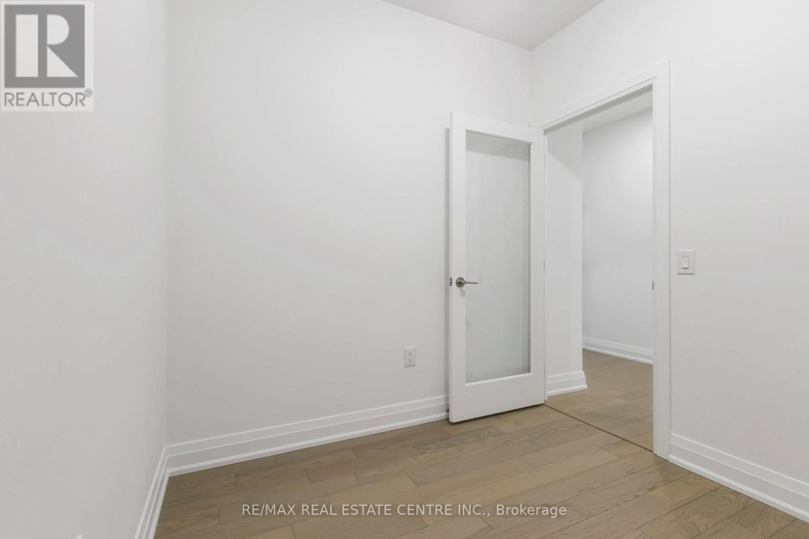 602 - 71 Wyndham Street, Guelph, Ontario  N1E 5R3 - Photo 8 - X12684122