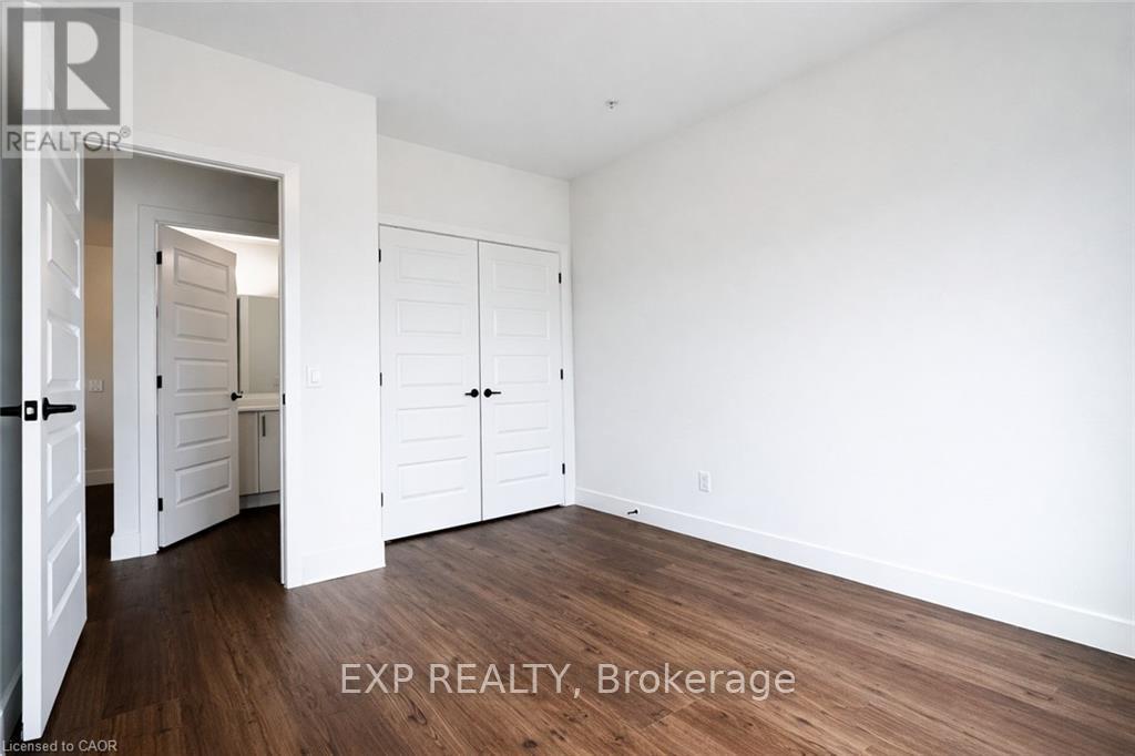 414 - 1000 Lackner Place, Kitchener, Ontario  N2A 0L4 - Photo 7 - X12684144