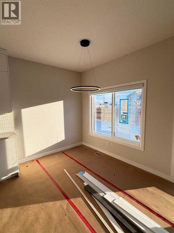 195 Chinook Winds Manor Sw, Airdrie, Alberta  T4B 5R1 - Photo 9 - A2276942