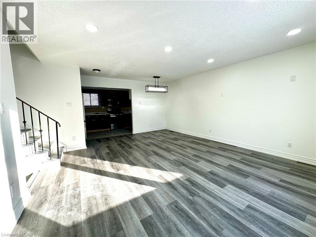 1846 Briarwood Drive, Cambridge, Ontario  N3H 5A7 - Photo 4 - 40797554