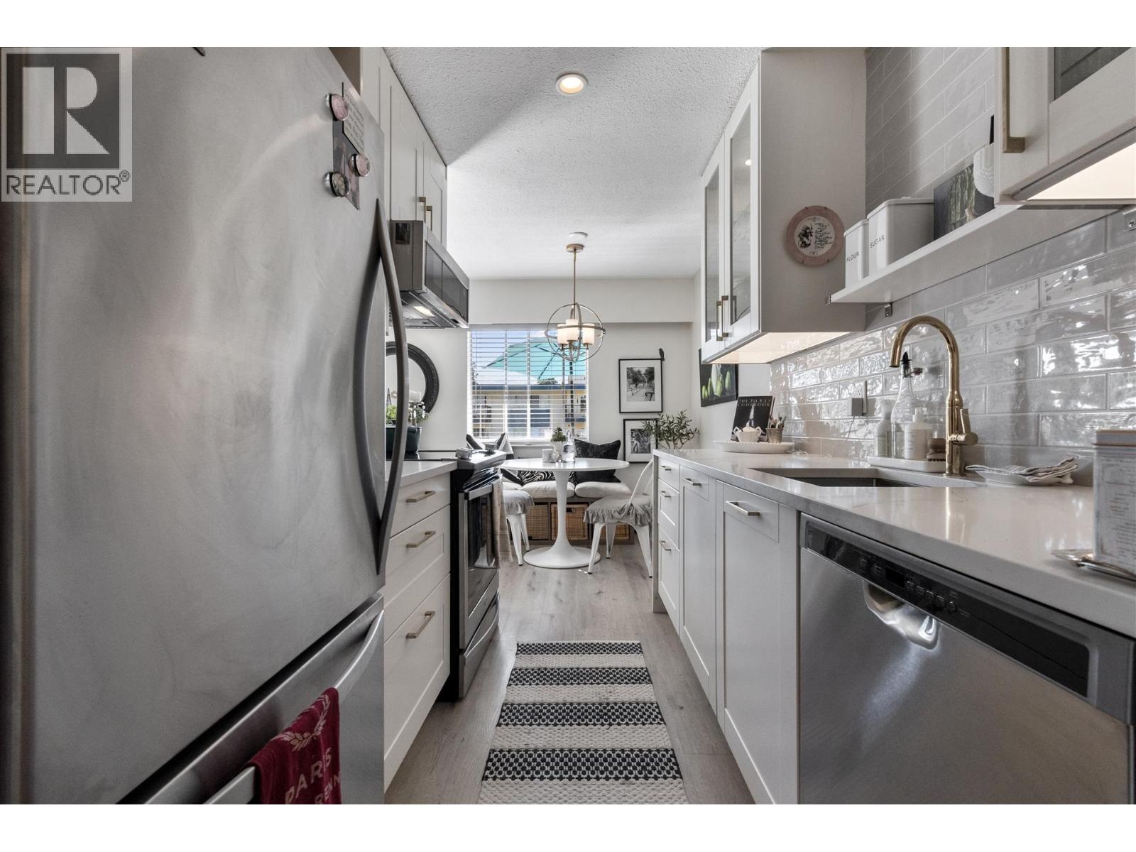 10 140 E 20th Street, North Vancouver, British Columbia V7L 3A4 - Photo 13 - R3077672