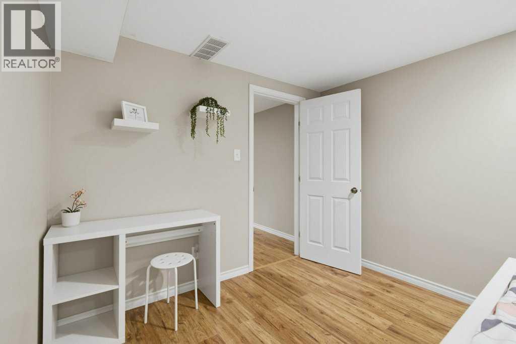 2708 Doverbrook Road Se, Calgary, Alberta  T2B 2L5 - Photo 31 - A2276678