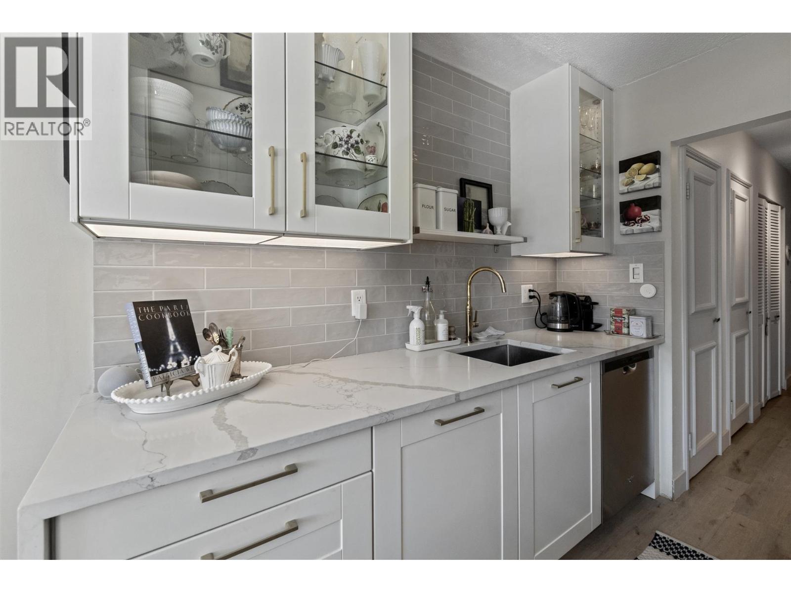 10 140 E 20th Street, North Vancouver, British Columbia V7L 3A4 - Photo 12 - R3077672