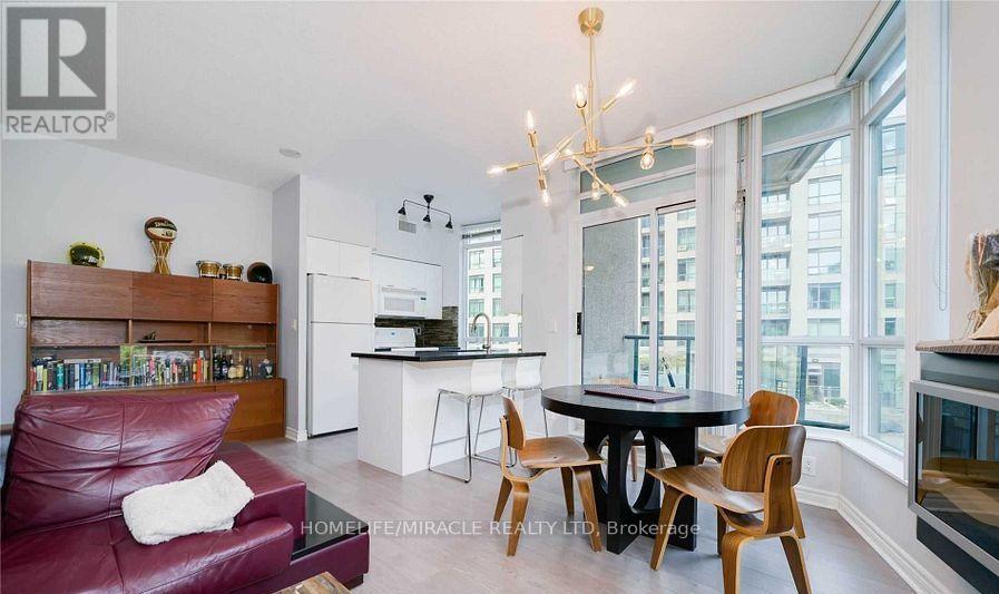 203 - 219 Fort York Boulevard, Toronto, Ontario  M5V 1B1 - Photo 12 - C12684076