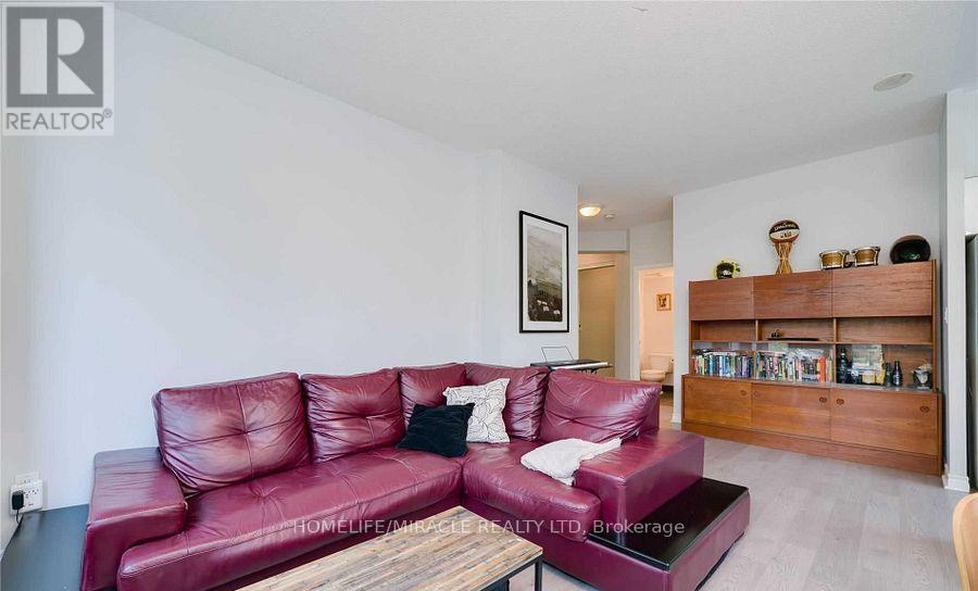 203 - 219 Fort York Boulevard, Toronto, Ontario  M5V 1B1 - Photo 11 - C12684076