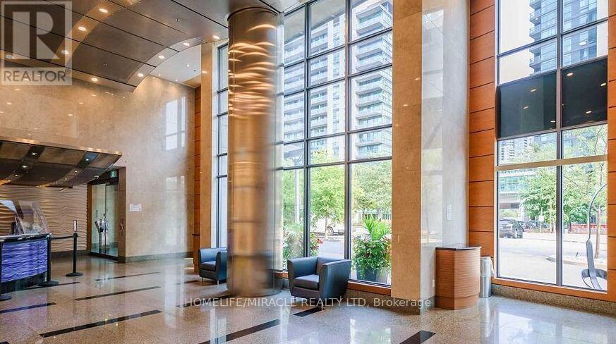 203 - 219 Fort York Boulevard, Toronto, Ontario  M5V 1B1 - Photo 4 - C12684076